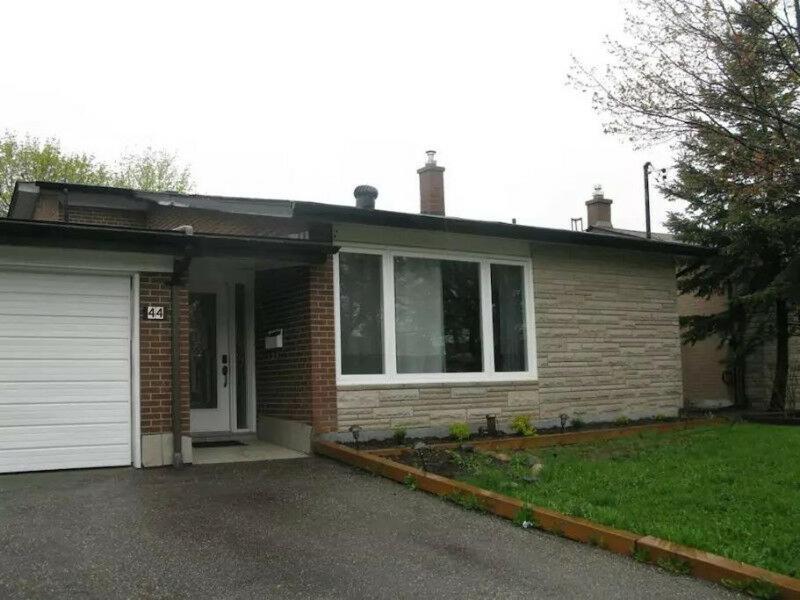Private Rooms 5 Min Finch West Subway - York University Toronto Buitenkant foto